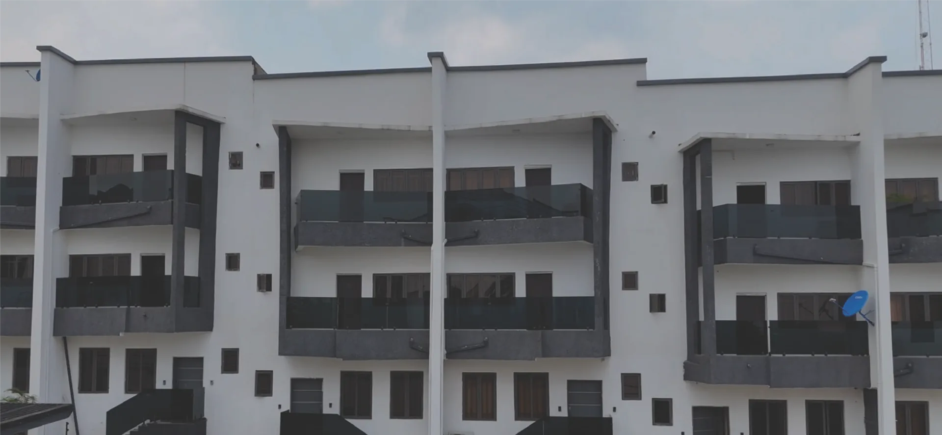 Qoral Plus, Wuse Zone 4